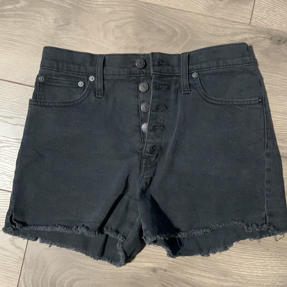 Madewell high rise denim shorts. Size 27. - Picture 2 of 4